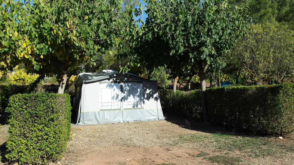 Hotel Montsant Park Camping & Bungalow Ulldemolins Exterior foto