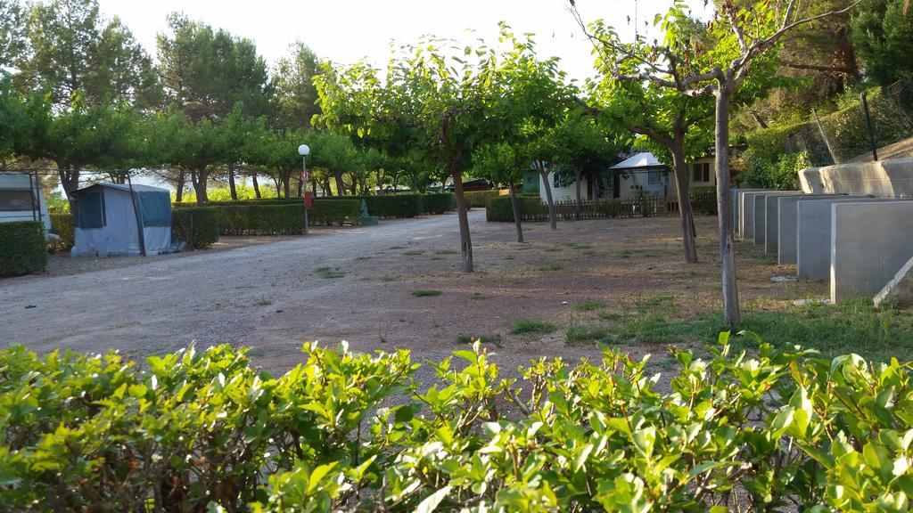 Montsant Park Camping & Bungalow Ulldemolins Exterior foto